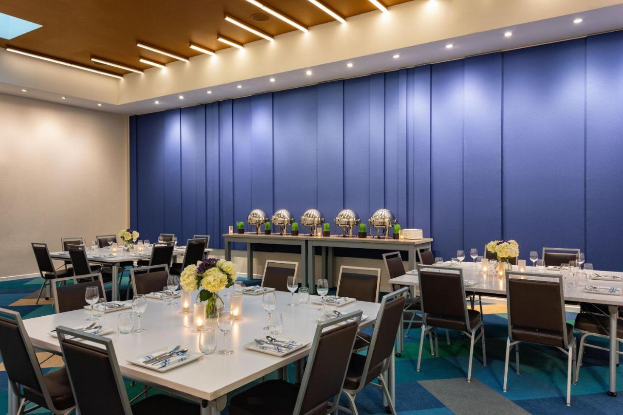 Hotel Element Harrison-newark 3*